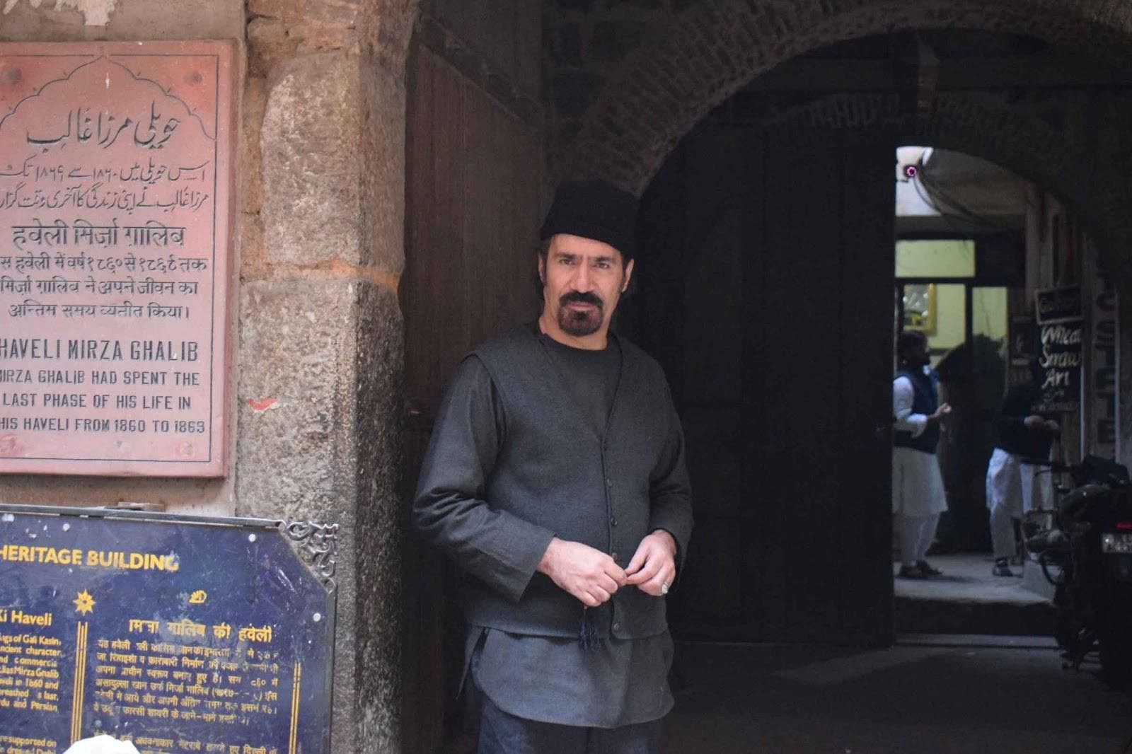 Oman Niazi, Afghan artist