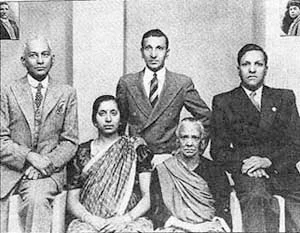 Naidoo Family | Global Indian